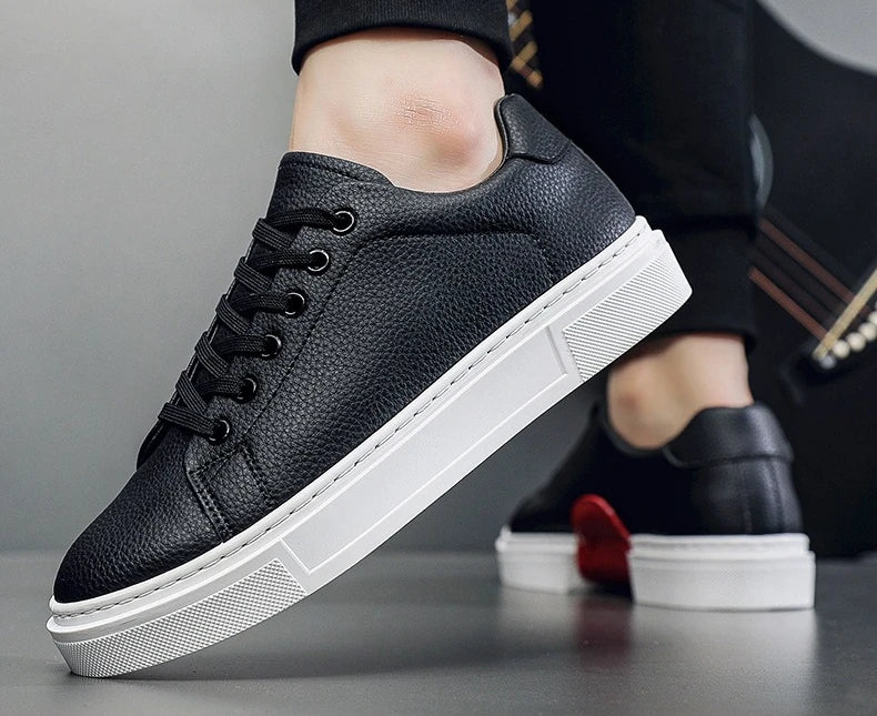 New Fashionable Personalized Men's Casual Board Shoes Versatile Flat White Shoes Men's Flat Shoes