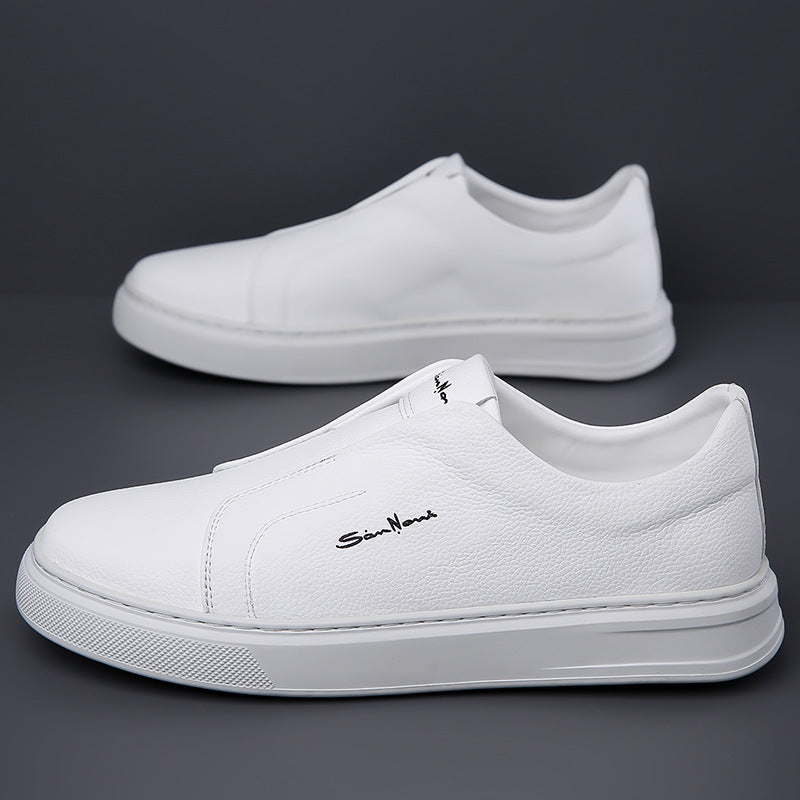 Sneakers with a casual style and anti slip lace up flat bottom with soft sole and soft surface can be easily kicked with one foot