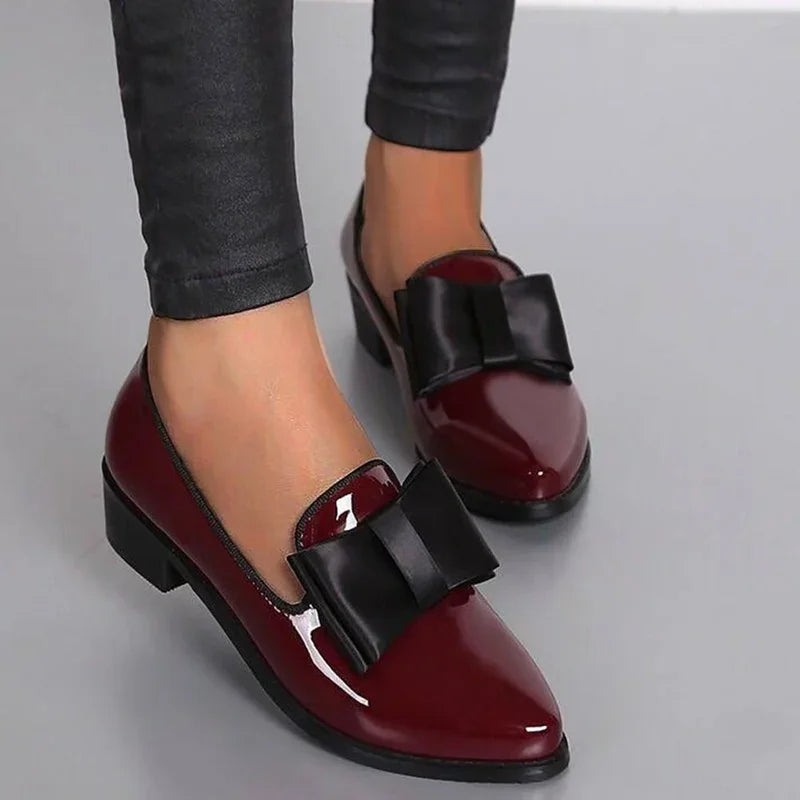 2025 Women's Loafers Bow Decor Pointed Toe Flat Shoes for Women Patent Leather Shallow Mouth Commuter Casual Zapatillas De Mujer
