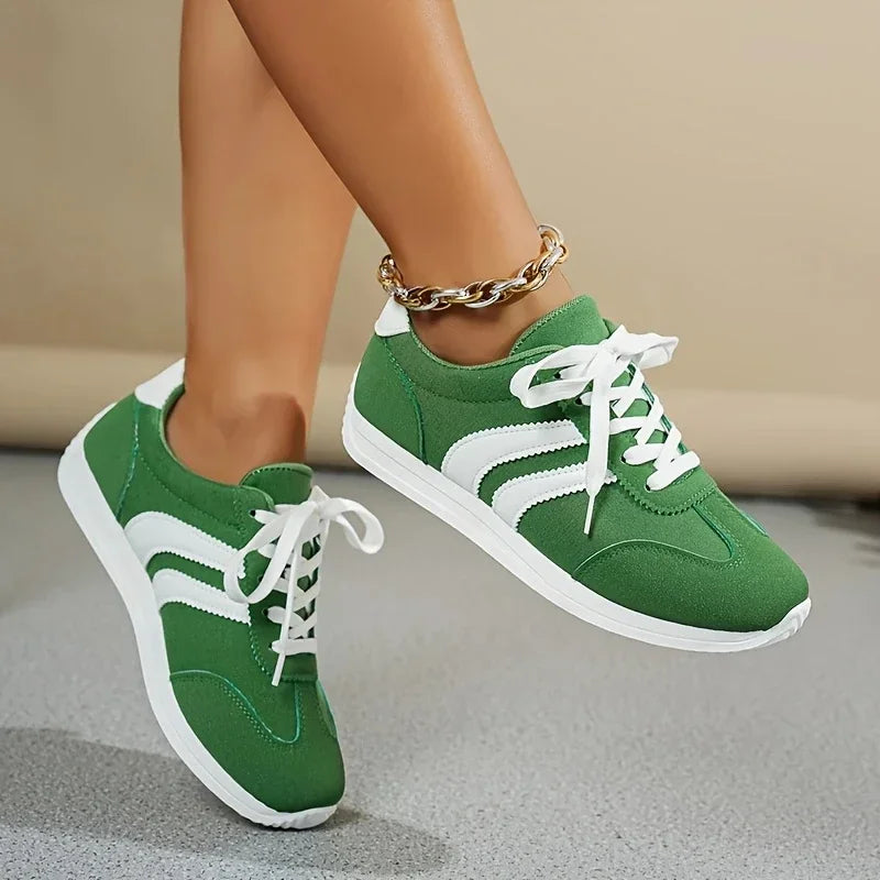 2025 Spring New Women Sneakers Comfortable Outdoor Fashion Versatile Flat Casual Sneakers Lace Up Women Sports Shoes Plus Size