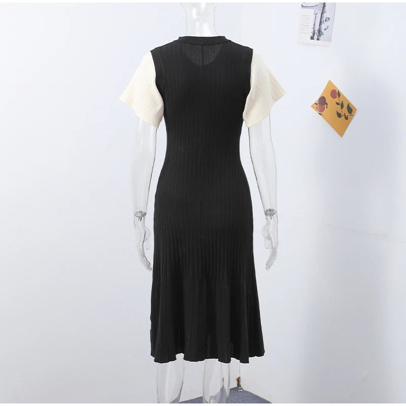 Elegant Knitted Dress Women Solid Single Breasted O Neck Short Sleeve High Waist Hip Package Dresses 2025 Autumn Chic Robes Lady