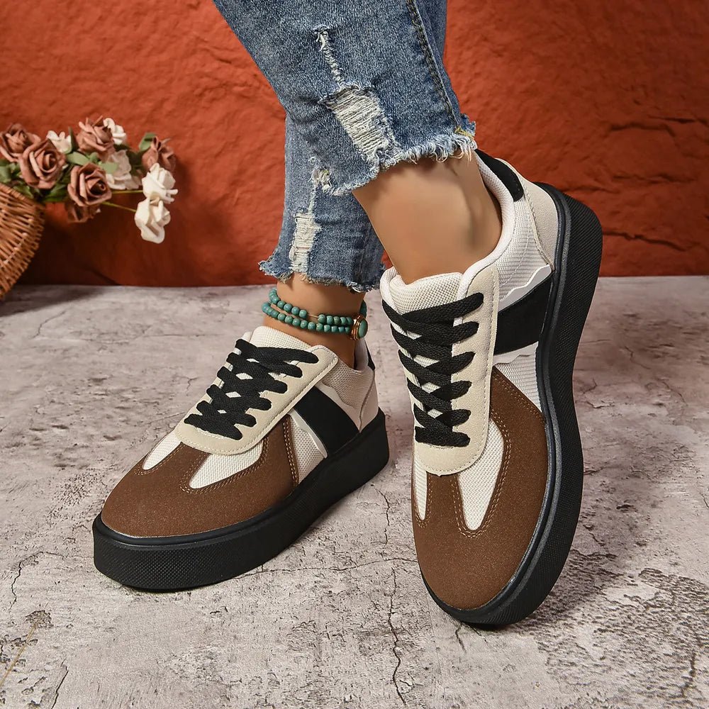 Lace Up Round Toe Contrast Sneakers - Real fashion